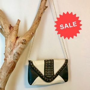 ‼️4/$15‼️Studded crossbody purse